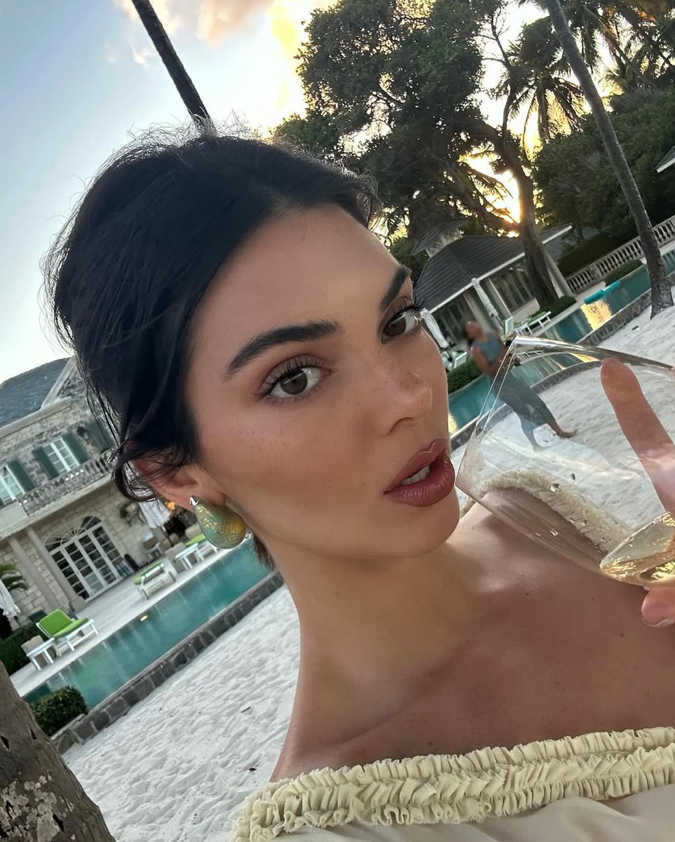 kendall jenner archive tweet media
