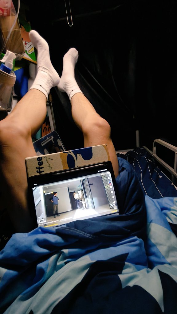 西西子 tweet media