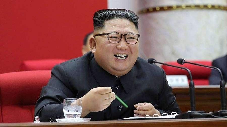 Gira voce che il Comitato Nobel, guardando a tutto ciò che sta accadendo nel mondo, voglia assegnare il Premio della Pace a Kim Jong Un.

I tempi sono maturi 🙃