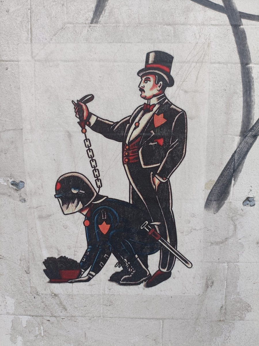 ultras_antifaa's tweet photo. ❝Police are capitalist attack dogs.❞ https://t.co/dEZ2zhtTh0