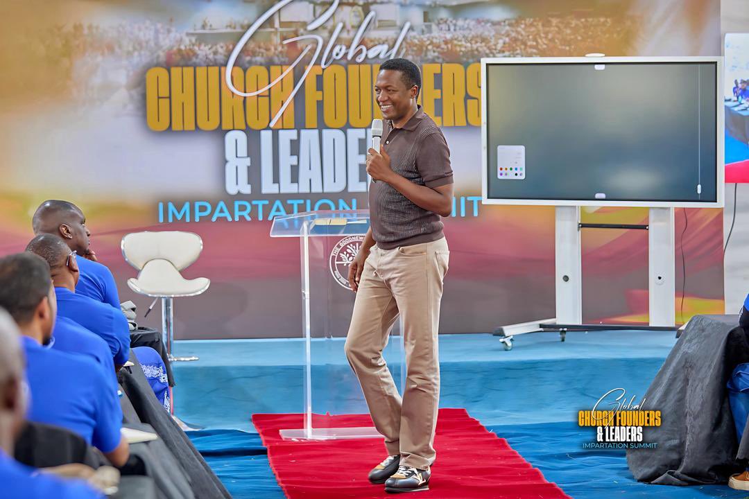 moriah29481's tweet photo. The first session with The Ra'ah at Fort Moriah in GoodNewsCity.

A moment charged with revelation, impartation and divine direction as leaders gather in this location of high spiritual demand to receive wisdom from The Prophet of God

#Goodnewscity #UebertAngel #fortmoriah https://t.co/68VxzSQQow