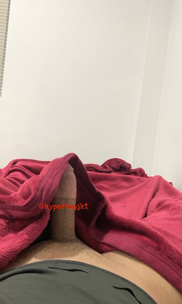 👻👋🏻 tweet media