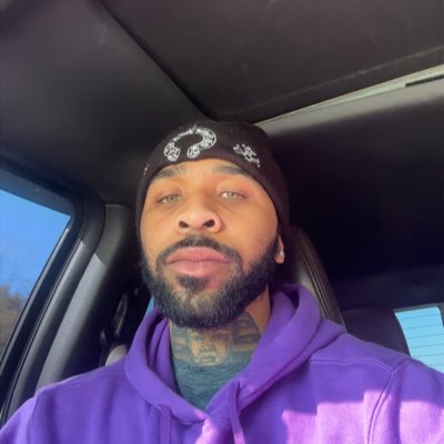 IshonJr's tweet photo. #NewProfilePic https://t.co/oh4eDcv2L9