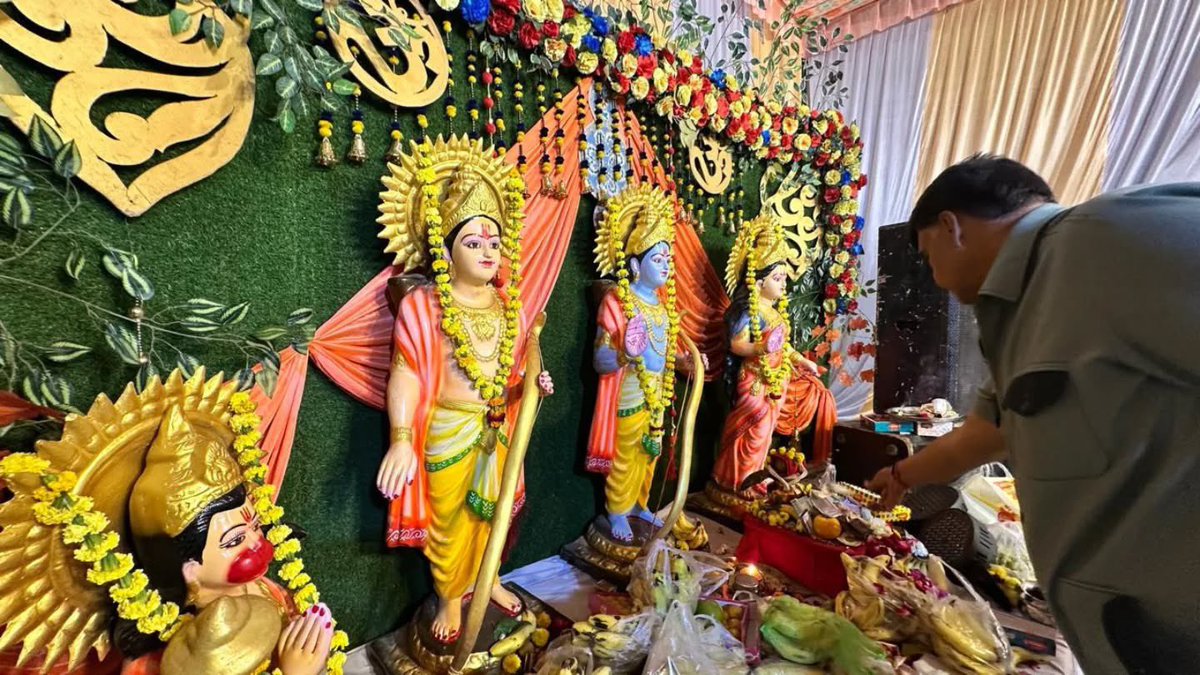 ajaykapoorsevak's tweet photo. सब्जी मंडी बर्रा 2 में भाई जगन्नाथ जी के निवास पर आयोजित सुंदर कांड पाठ में सम्मिलित होकर भगवान श्री राम और हनुमान जी का आशीर्वाद प्राप्त किया। समस्त क्षेत्र परिवार के लिए सुख-शांति की कामना की।

#SevakAjayKopoor #bjp #BJP4India #BJPkanpur #SundarKandPath https://t.co/okOngzSlWK