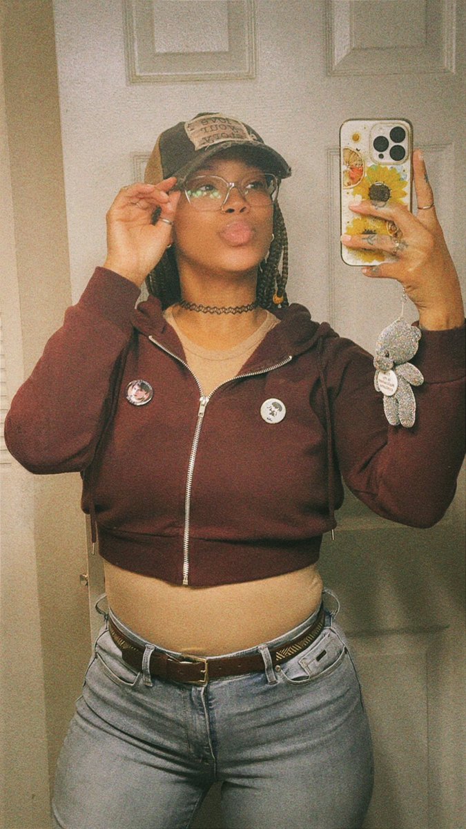 AlySiAAHH's tweet photo. #sadderday #sadderdaze🌀 https://t.co/vCvm1OuCZg