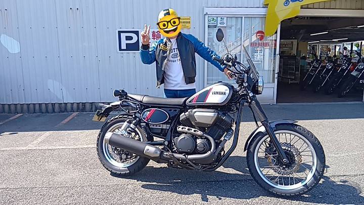 shinjin805's tweet photo. ついに納車！
約10年ぶりのバイクはちょっと緊張😅
乗ってみると体は操作を覚えていてよかった😙最初はステップ位置になれなかったが、だんだん乗り方がわかってきた！ネットでは酷評だが、自分にはこのバイク楽しいです！長く大切に乗らせていただきます！

いや、ホントたのしいは〜

#SCR950 https://t.co/Ng3IZNsY8B
