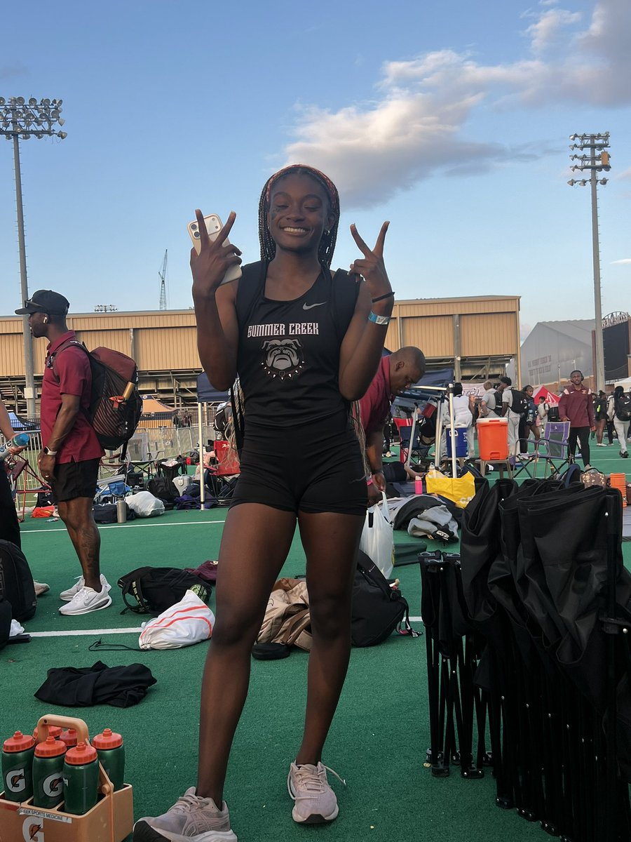 Coach Karen Smith tweet media