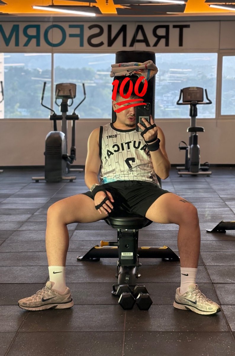 5’4 & Sweet tweet media