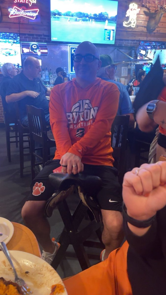 Coach Yerly tweet media