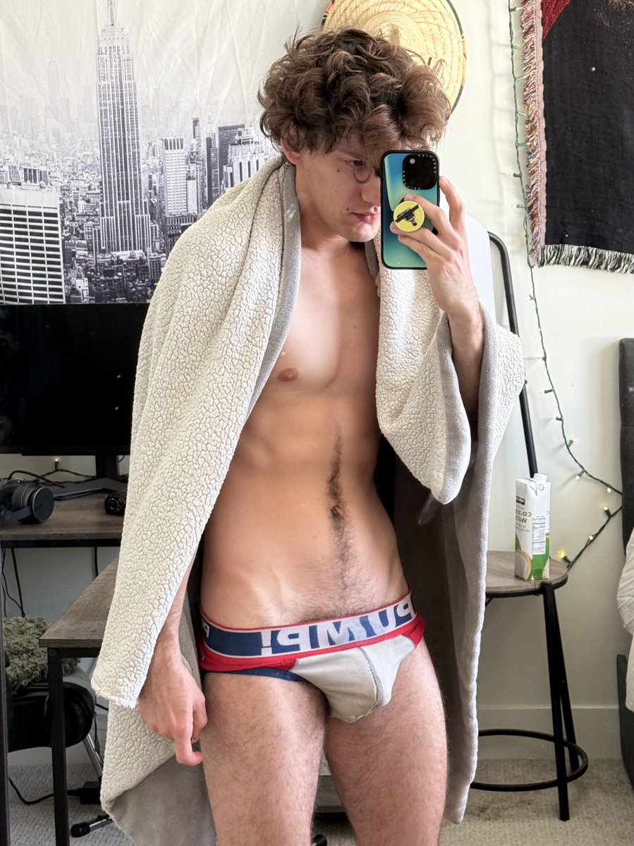 A documentary about surviving off pussy & almonds tweet media