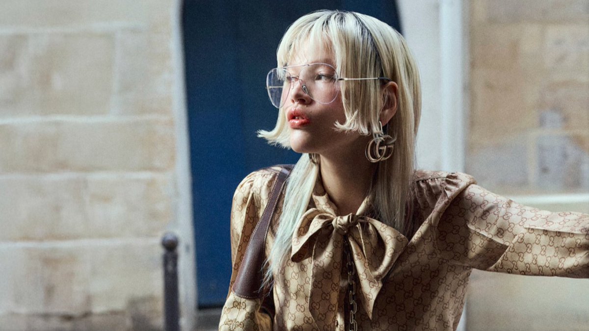 shop_lxuri's tweet photo. Step into the world of Gucci at Mytheresa. From iconic handbags and ready-to-wear fashion to bold home décor, discover Italian craftsmanship and unmistakable luxury style.
Explore Gucci: https://t.co/SoviGNvMHx
#Gucci #LuxuryFashion #Mytheresa #DesignerStyle #LXURI #style https://t.co/RREKBzePA6
