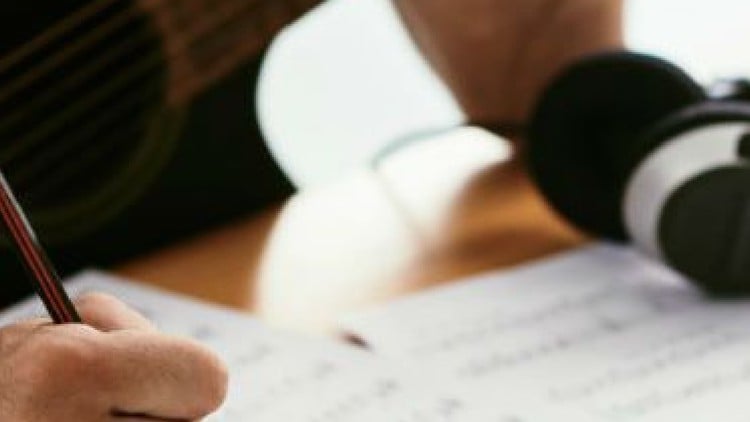 comidoc's tweet image. Come scrivere una canzone

⏱️ 38 mins
⭐ 3.90
👥 358
🔄 Jan 2026
💰 FREE

comidoc.com/udemy/come-scr…

#songwriting #music #learnmusic #udemy