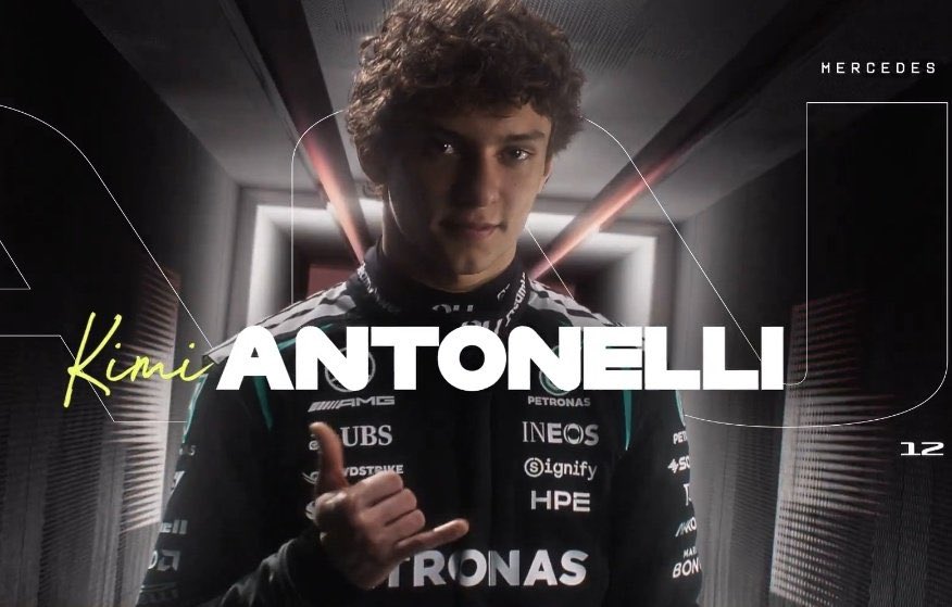 Moonphazes tweet media