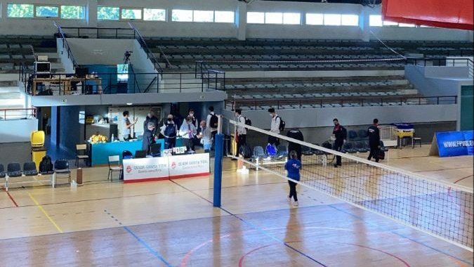 luvrwoncakes's tweet photo. a #sunwon one shot au 

wherein kio retweeted arlo perez's (yjw) picture on his twitter's newsfeed who  is a popular varsity player of the school's volleyball team. https://t.co/NbvPRQVmwH