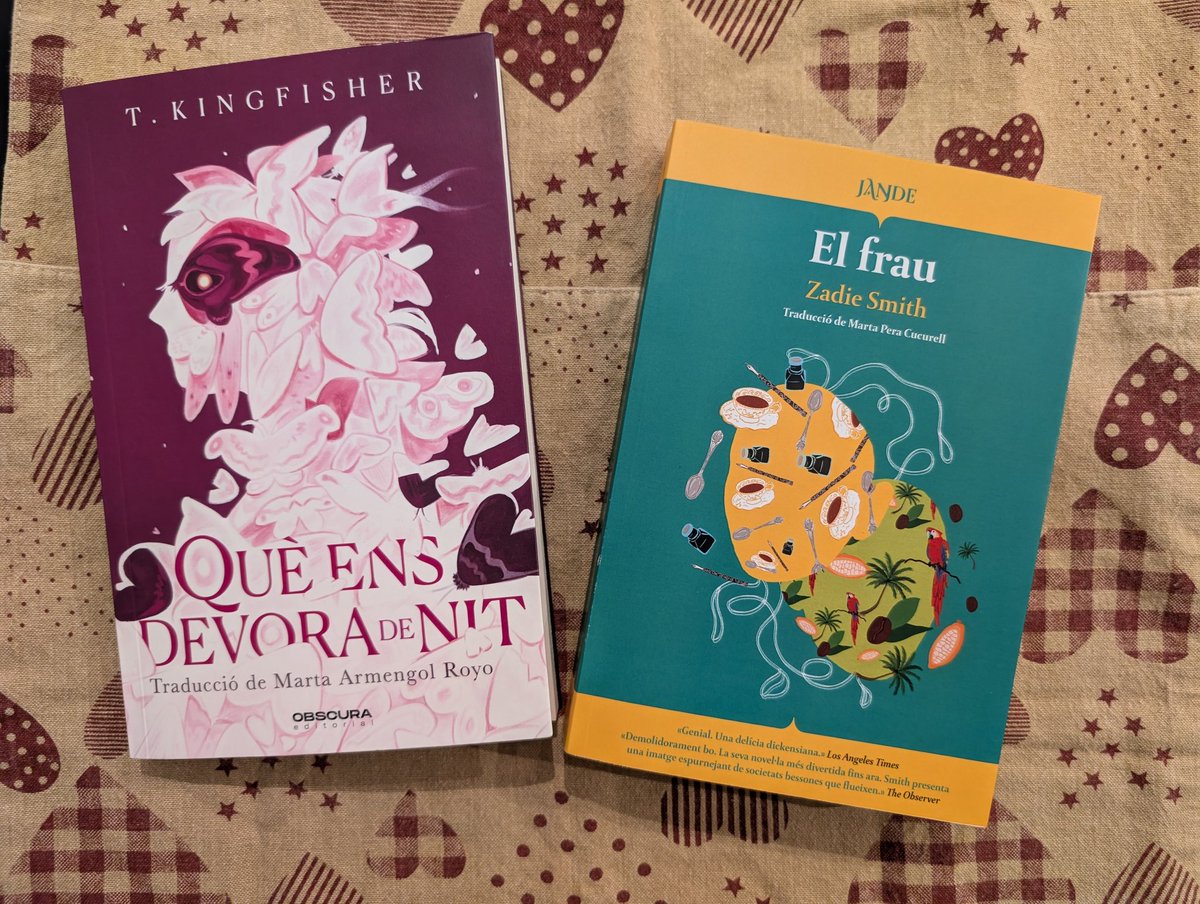 Aquí llegim autores tot l'any, amb devoció. Aquests dies, una de les nostres preferides, i una altra que apunta a ser-ho.