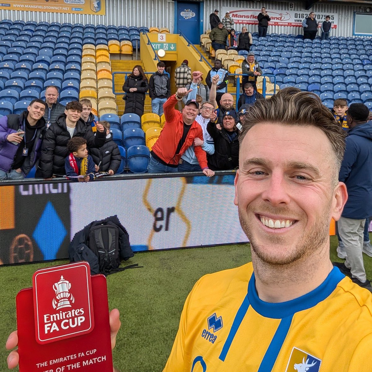 mansfieldtownfc's tweet photo. 🥇 An @EmiratesFACup Man of the Match display against his boyhood club 

Well played, @OatesRhys 👏 https://t.co/hcoFEEAX5Z