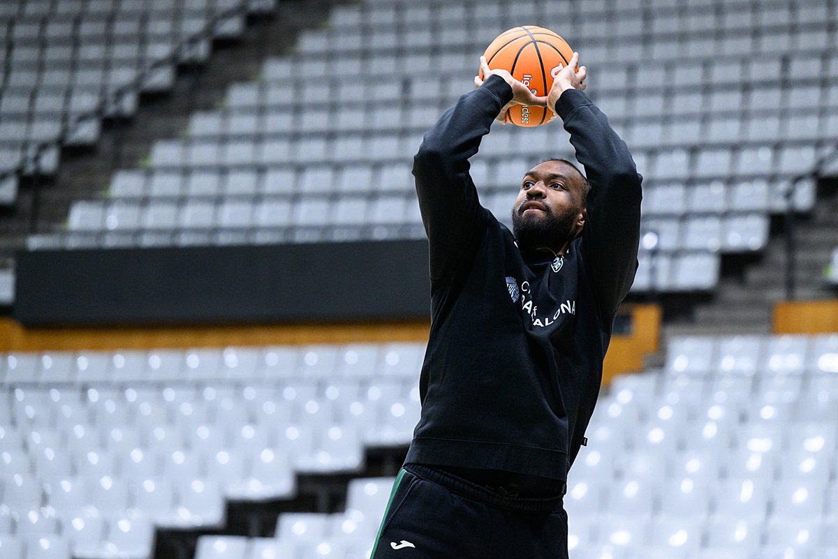 🏀 SORTEIG! 

Tenim una entrada doble per veure el debut de Jabari Parker amb el Joventut

Penya-Granada, demà a les 12:30 h

▶️ Feu RT d'aquesta piulada i seguiu el nostre compte @Totgira per entrar al sorteig. El tanquem a les 20 h!