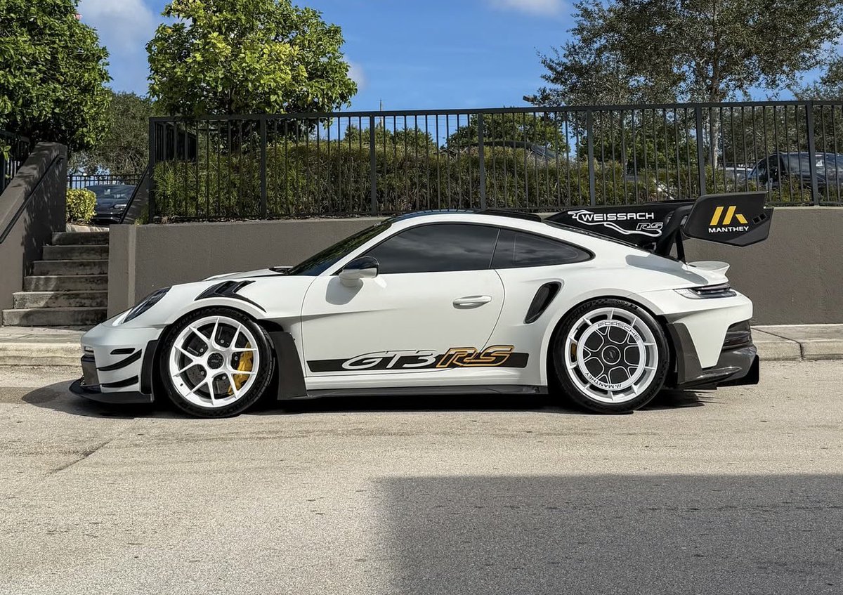 Manthey Racing 992 GT3 RS