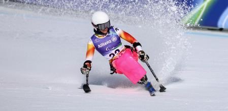 Facultad de Comunicación y Documentación UGR tweet media