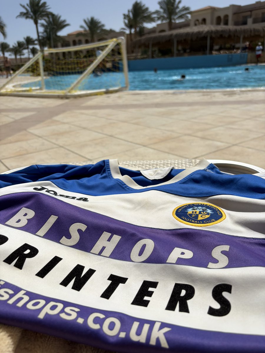 Funkyböyröy tweet media