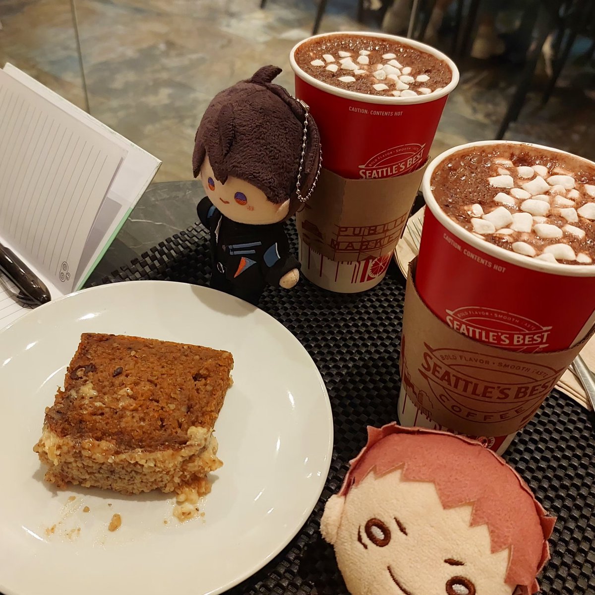 dani5149's tweet photo. Day drinking + shopping + oshikatsu + late night journaling + tea 😋 https://t.co/bpXvgy6Lzs