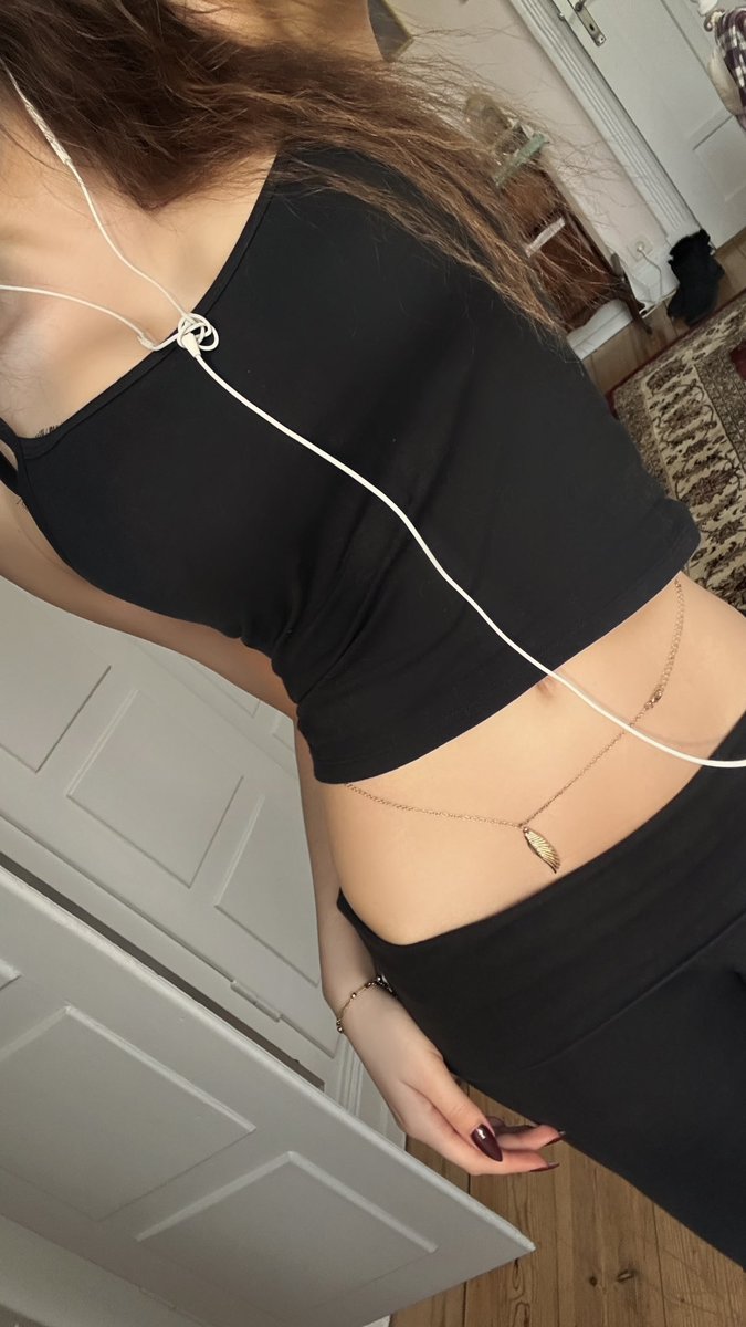 𝘮𝘢𝘭𝘶 tweet media