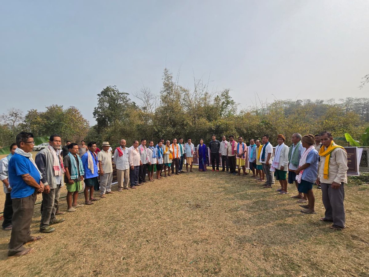GorlosaNandita's tweet photo. In Basabari village, the inauguration ceremony of Madaikhos and Foundation of Madaikhos was held under Assam Darshan, attended by 18 Gaonburas representing various villages. Within the Dimasa society, Madaikhos play a pivotal role, particularly for priests who require them for indigenous worship of deities.
I am glad that the Asam Darshan scheme approved by Honble Chief Minister Himanta Biswa Sarma  had been implemented successfully for the year 23-24 and 24-25.
@himantabiswa 
@CMOfficeAssam 
@DilipSaikia4Bjp