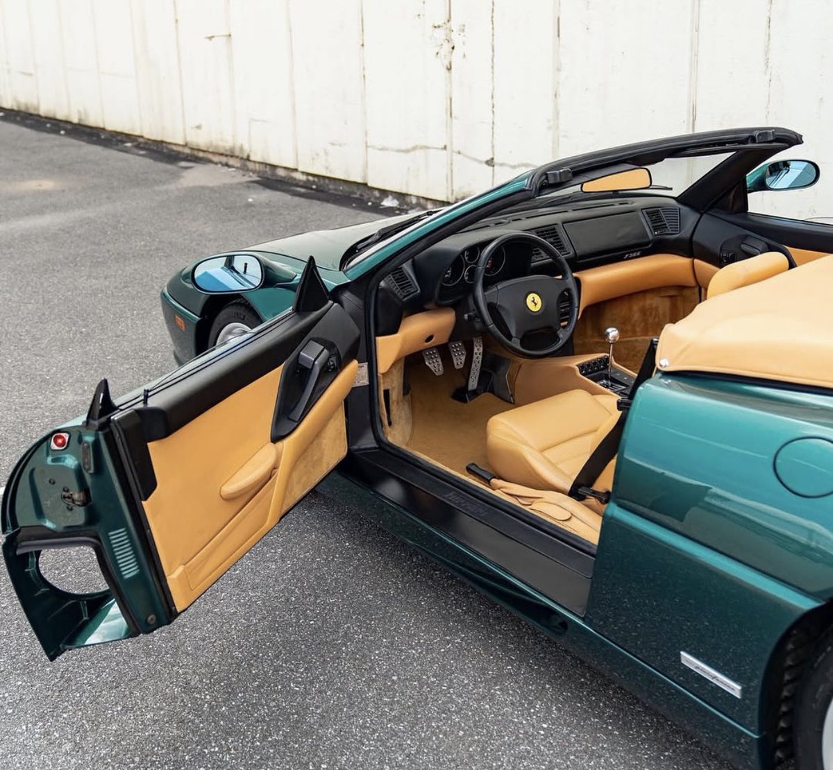 FlawlessSpec's tweet image. Verde Mugello Ferrari F355 Spider