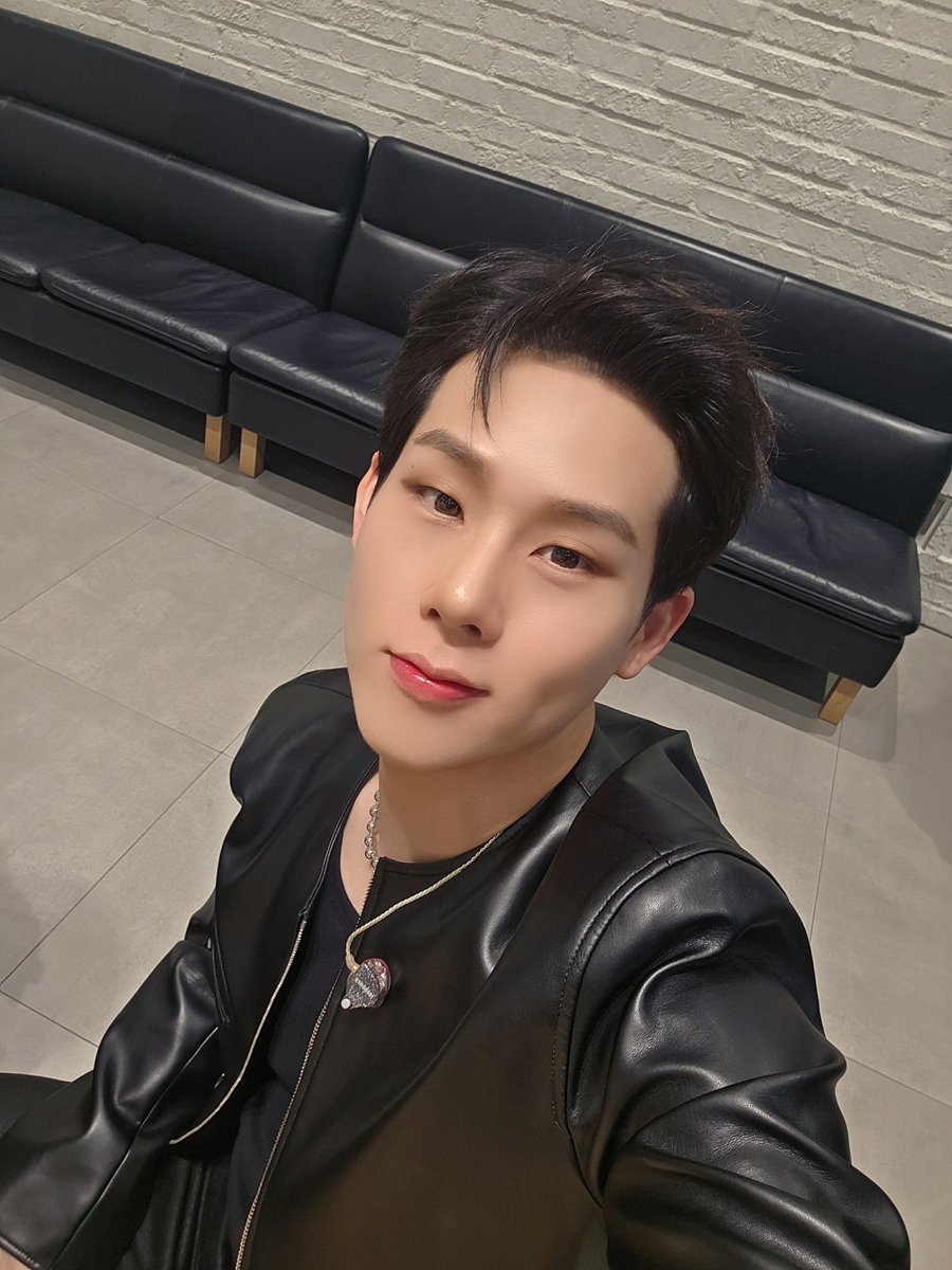 MONSTA X OFFICIAL JP tweet media