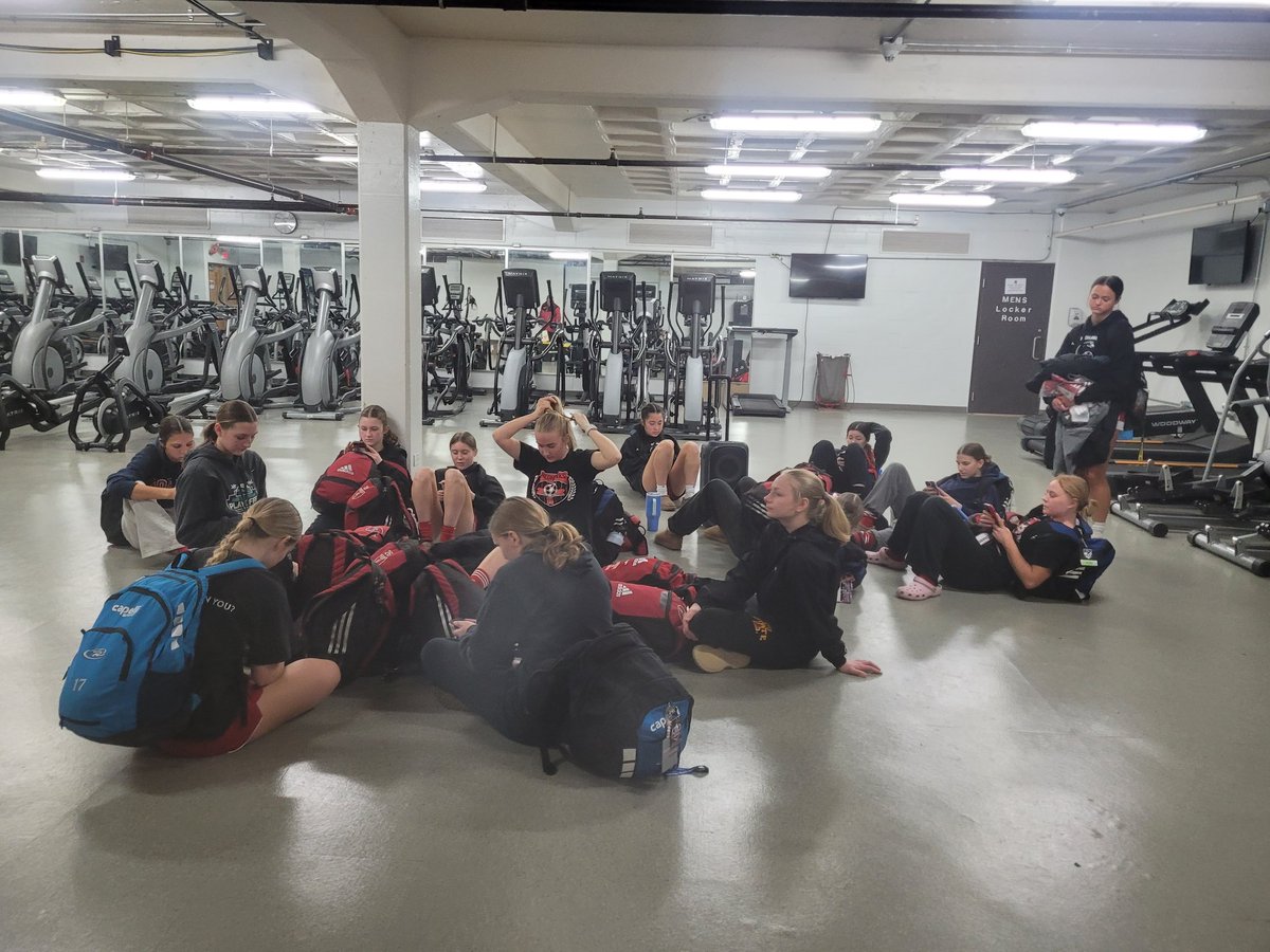 RedhawksGirlsSoccer tweet media