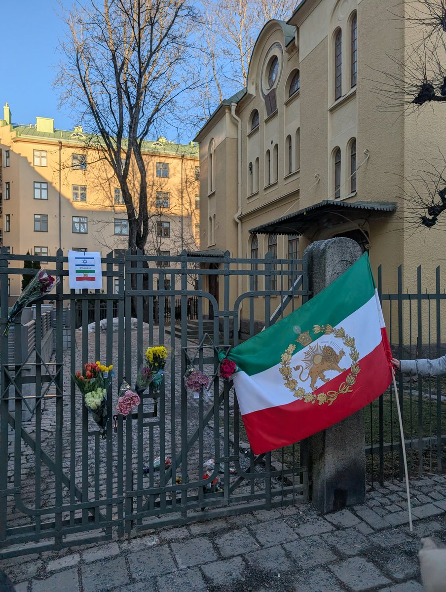 ملوان زبل🇮🇷 tweet media