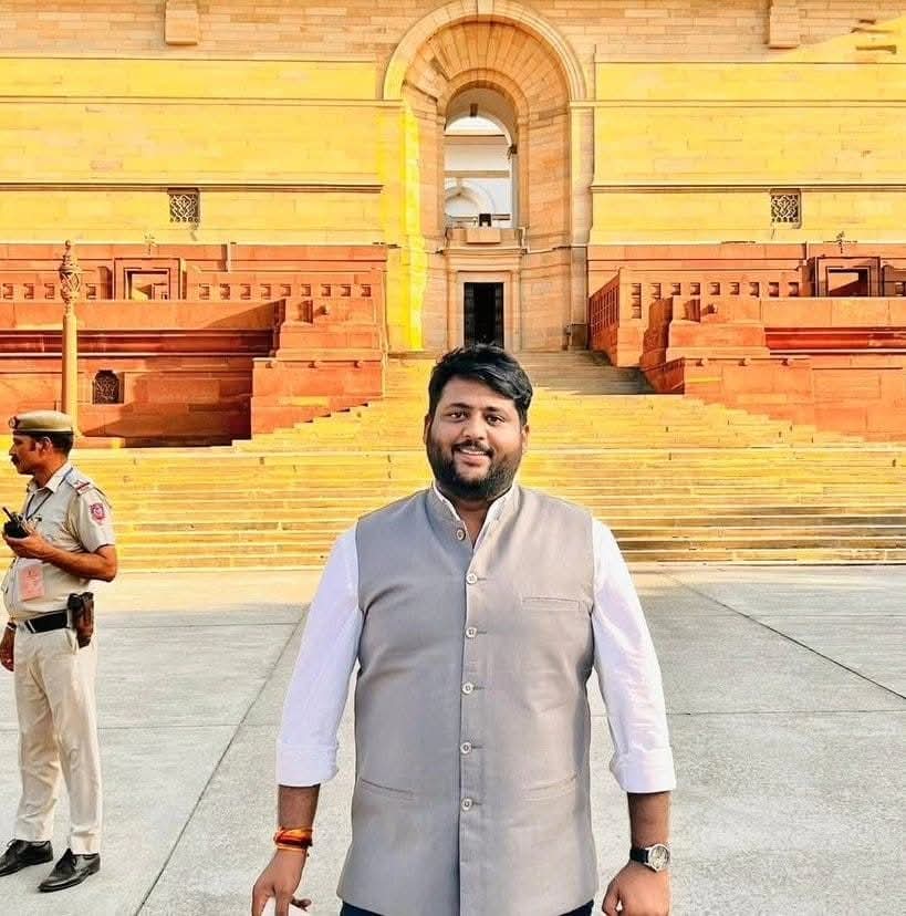 भाजपा मंदसौर संभाग सोशल मीडिया प्रभारी बनने पर बड़े भाई <a href="/modivanibharat/">Sanyam Jain</a> जी को बहुत-बहुत शुभकामनाएं।