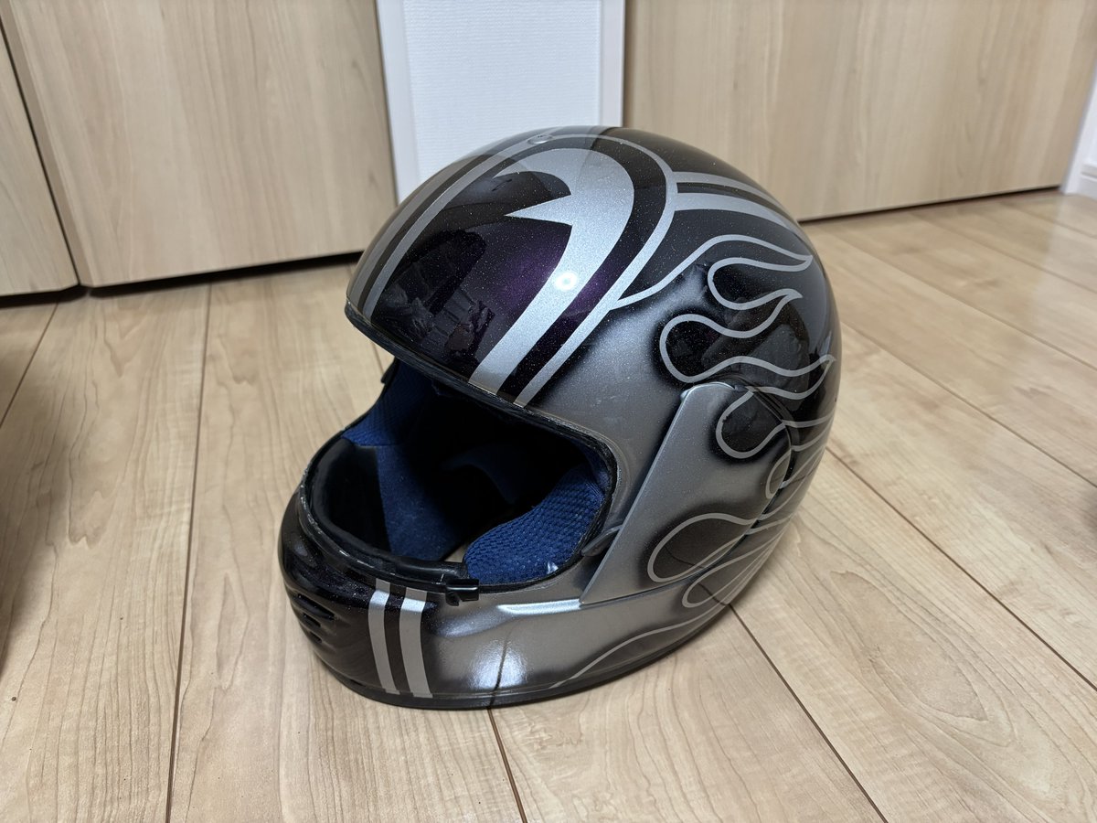 TMG_da's tweet photo. 日産KR4ベースにトヨタ220とホンダRP37Pグラデの依頼の忠ヘルを納メットした https://t.co/IyZh6uq3Zs
