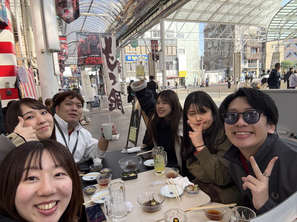 GARA_pong's tweet photo. 昼から飲み続けるバンドです https://t.co/e9WX18bCRS