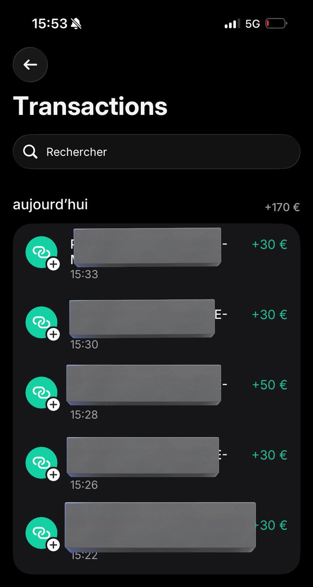Il kiffe sa vie de toutou fidèle. Il vide son compte pour moi, juste pour le frisson de voir la plus belle déesse le rabaisser et le faire bander comme un désespéré. Il est pathétique avec sa microbite c’est hilarant 

#soumis #findom #paypig