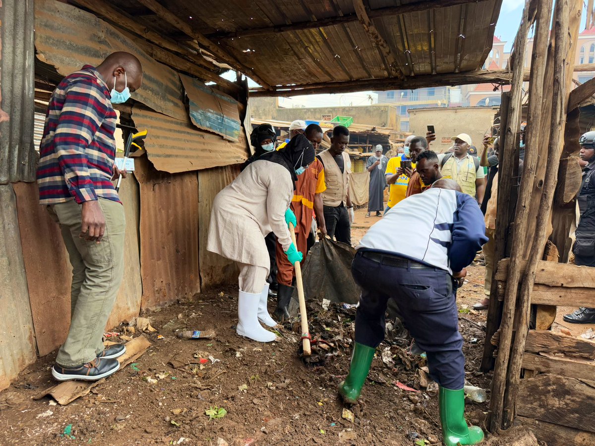 Hajjat Sharifah Buzeki tweet media