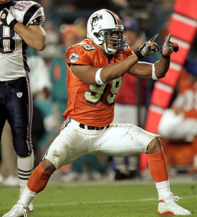 TitleTalkTCL's tweet photo. Dolphins Orange is sick you're right. I really do love orange unis man lmao https://t.co/10A4BD2TEq