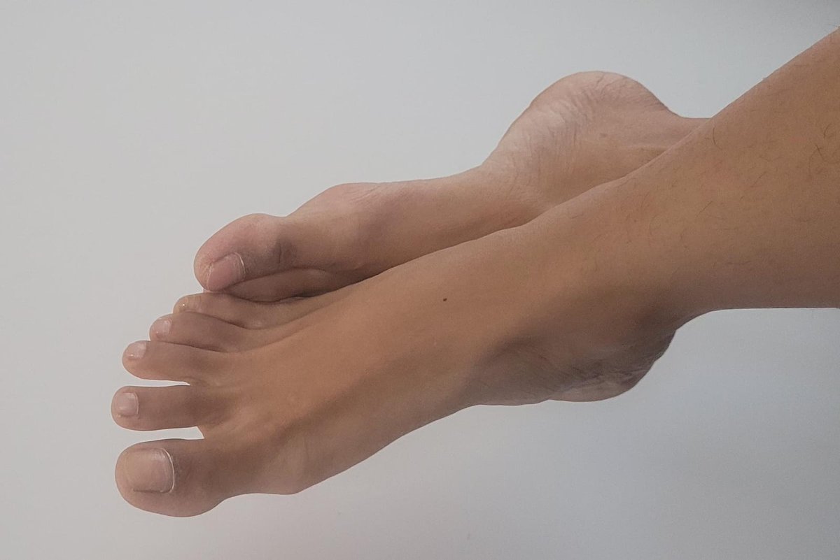 MySolesOF's tweet photo. Natural, sin filtros. ¿Te gustan? 👣
Natural. No filters. Do you like them? 👣
#feet #footfetish #feetpics #toes #barefoot #footlover #prettyfeet #footmodel https://t.co/vkzbjTPw9x