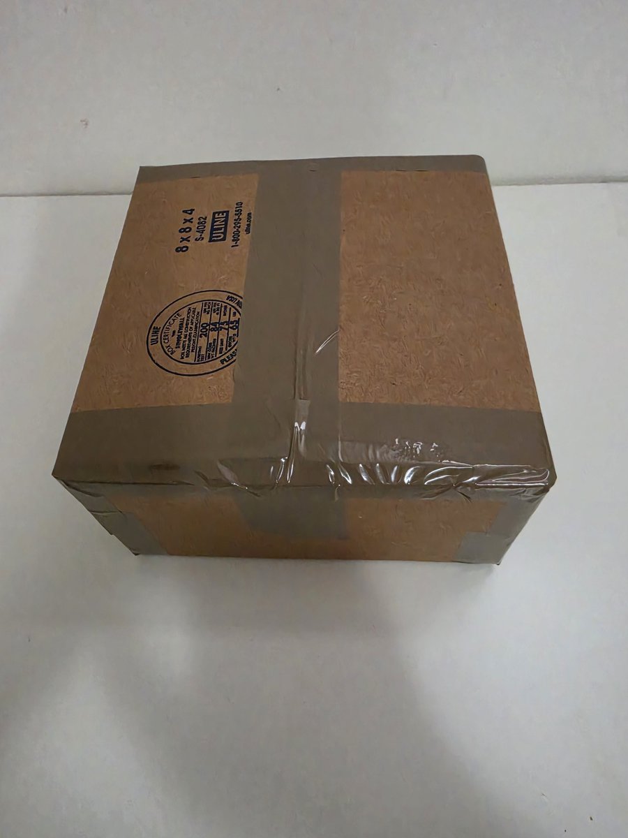 Custom quality, down to the last stitch. 🧵

​We just finished up this stunning set of embroidered 7-panel caps for a dear client. From the earthy tones to the vibrant pops of color, these designs really stand out.

​They’re officially headed to their new home! 📦✈️
​Looking to