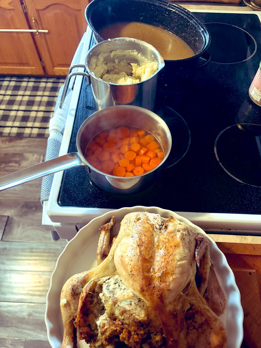 Chefstevewilson's tweet photo. Saturday off… always cookin 🫩👨‍🍳
I need to get the kids trained on dishes stat 👀
#SaturdayKitchen 
#ChefsDayOff https://t.co/dnL4tYnS9Z