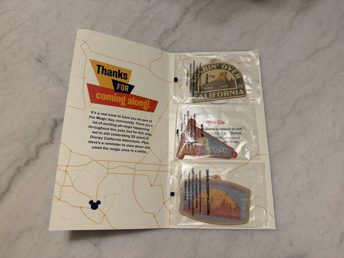 Attractions 360° tweet media