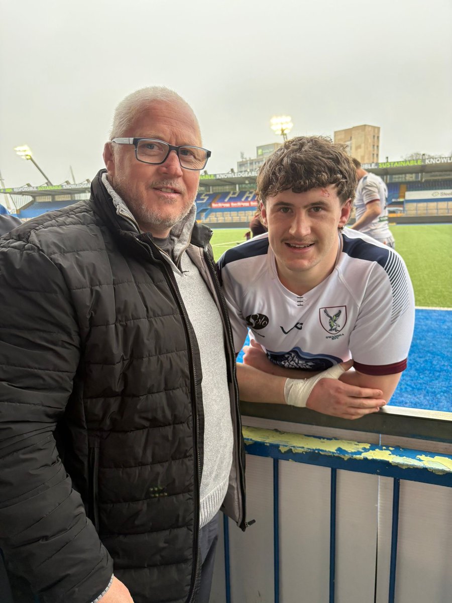 Steven Jones tweet media