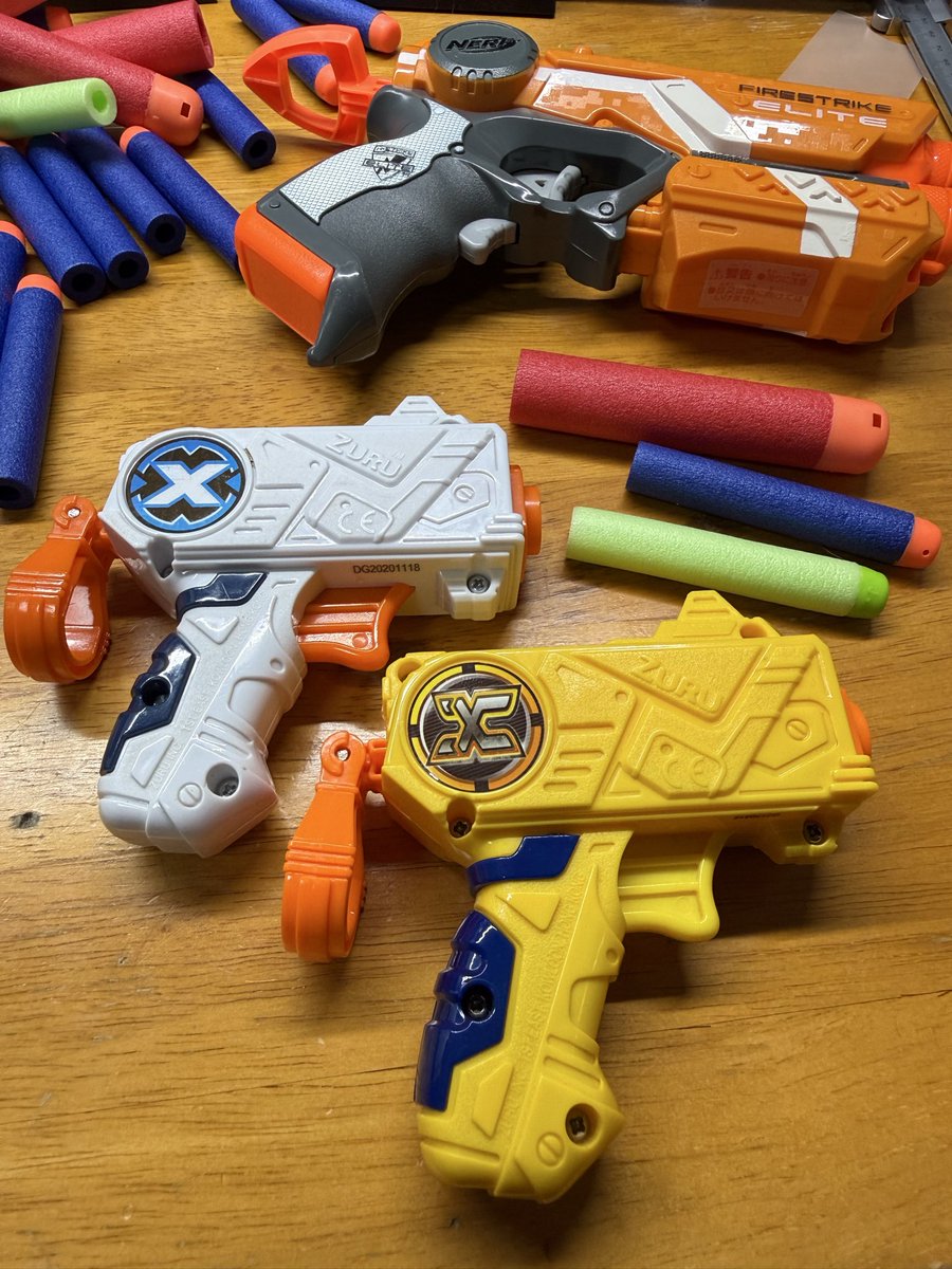 natuchanbomber6's tweet image. ナツ工房　ブラスターズ　CAFE

ブラスターのカスタム　ペイントの息抜きw

　＃ナーフ
　＃XSHOT