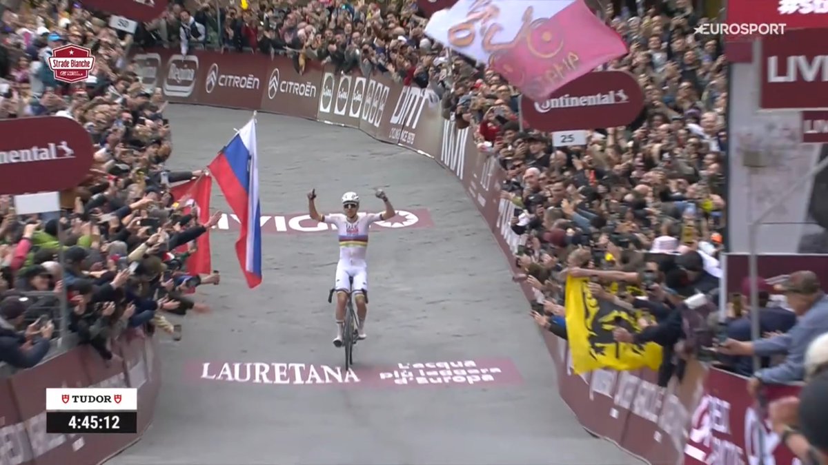 Le Gruppetto tweet media