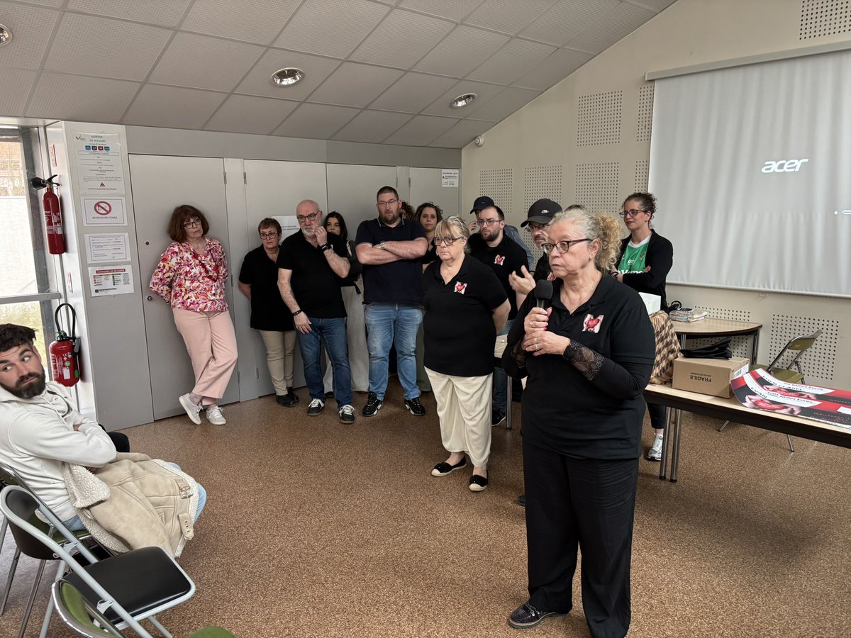 lcdc_42's tweet photo. Assemblée des partenaires de l’association Un Projet Pour Un Rêve 🥰
Un grand bravo pour l’investissement de cette belle association autour de leur dynamique présidente Evelyne Brunel au profit de tous les enfants malades et de leurs familles tout au long de l’année 💚 https://t.co/QOJuRW8Dto