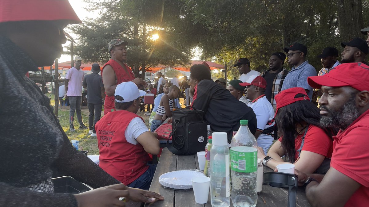 EFFMidrand's tweet photo. ♦️Must Watch - Video♦️

The chairperson of Ward 112 King Nyabela Branch Fighter Primrose Makhathini and leadership are outlining the purpose of the Visibility and Mobilisation which is to  provide an opportunity to engage with the community, encourage civic participation, and ensure that eligible voters in Ward 112 are properly registered ahead of the upcoming elections.

For more information, residents can contact the King Nyabela Ward 112 Secretariat Office Ii Tsietsi Mohale: 061 119 0523 II Queen Motha: 060 507 5809

The Journey for 2026 LGE starts NOW

*THE YEAR OF VICTORY OR DEATH*

Let us #Defend, #Rebuild, and #Advance the Revolution. 

#UmntanaEskolweni
#NgwanaSkolong
#EFFWARD112
#EFFREDFRIDAY