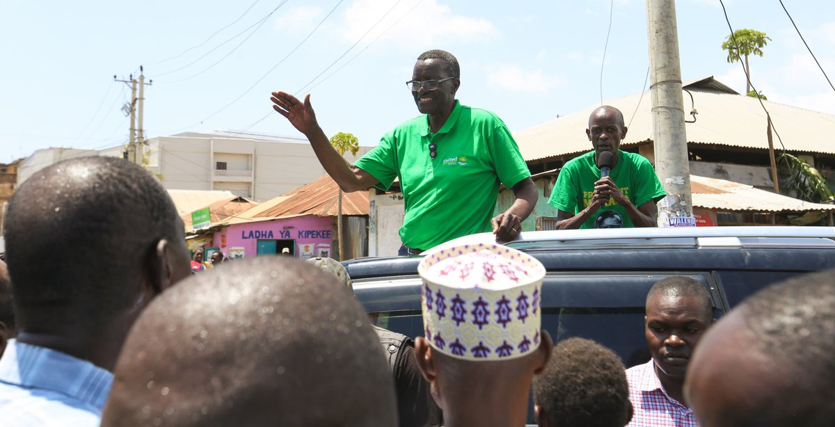 Andika chini! ✍️
Come 11th August 2027, Kenyans will be congratulating <a href="/dkmaraga/">David Maraga</a> as the 6th President-elect of Kenya. 🇰🇪🔥

#Ukatibacaravan 
#Ukatibamovement 
#Maragamashinani