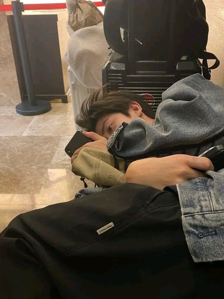 เรนนี่รับสายพี่หน่อยค่ะ