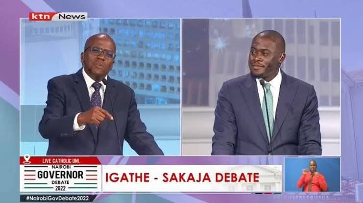 Asswetooo's tweet photo. Igathe: If you elect Sakaja, Nairobi will be a disaster. In a capital city like Nairobi, it needs someone who knows what the county needs and have experts to manage various sectors. I will only be the manager, but I will have the professionals run the departments for good results. 

Hustlers: Mscheeeeew! 

Sakaja: Kanairo nijea? Siku zombo mie ndio gavanaree, form ni Saka yule Johnie. Ham-need experts, mna-need Sakajaree ndio I-Work. Gavanaree ni mjamo. 

Hustlers: Wooooow! What a leader. Weeeuh! Eloquent and smart.