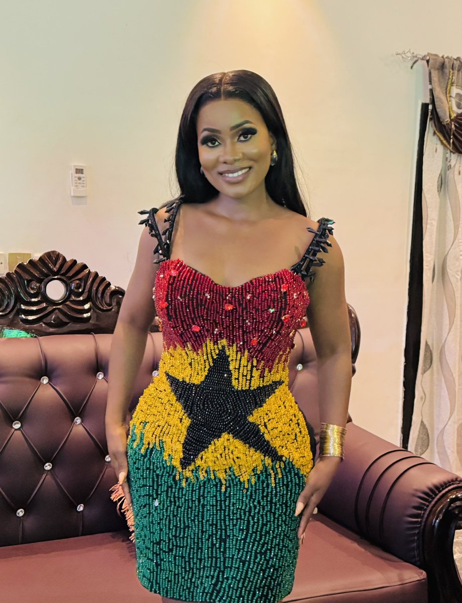 etornam_gmb2025's tweet photo. My heart is full of gratitude to the wonderful people of Dunkwa for the warm reception, the love, the gifts, the delicious food, and the incredible support you showed me in my GMB competition. Contact: katefashion 0593843652 for your outfits
#GratefulQueen #happyindependenceday https://t.co/PvGuVdBrGb